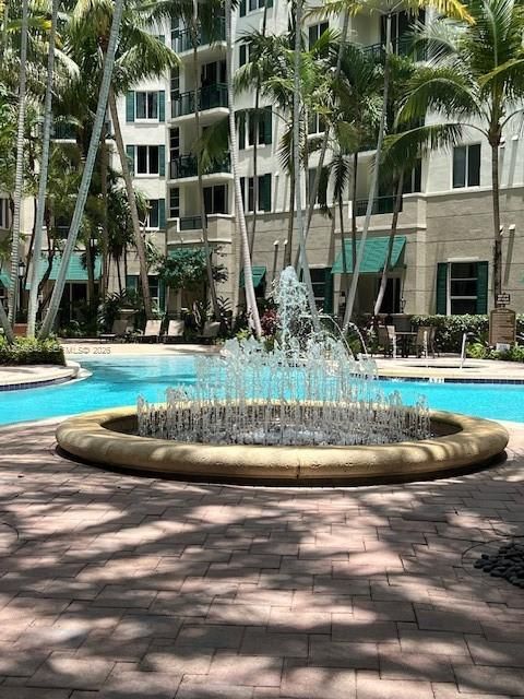 En Venta: $389,500 (2 camas, 2 baños, 1331 Pies cuadrados)