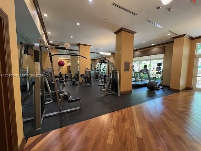 En Venta: $389,500 (2 camas, 2 baños, 1331 Pies cuadrados)