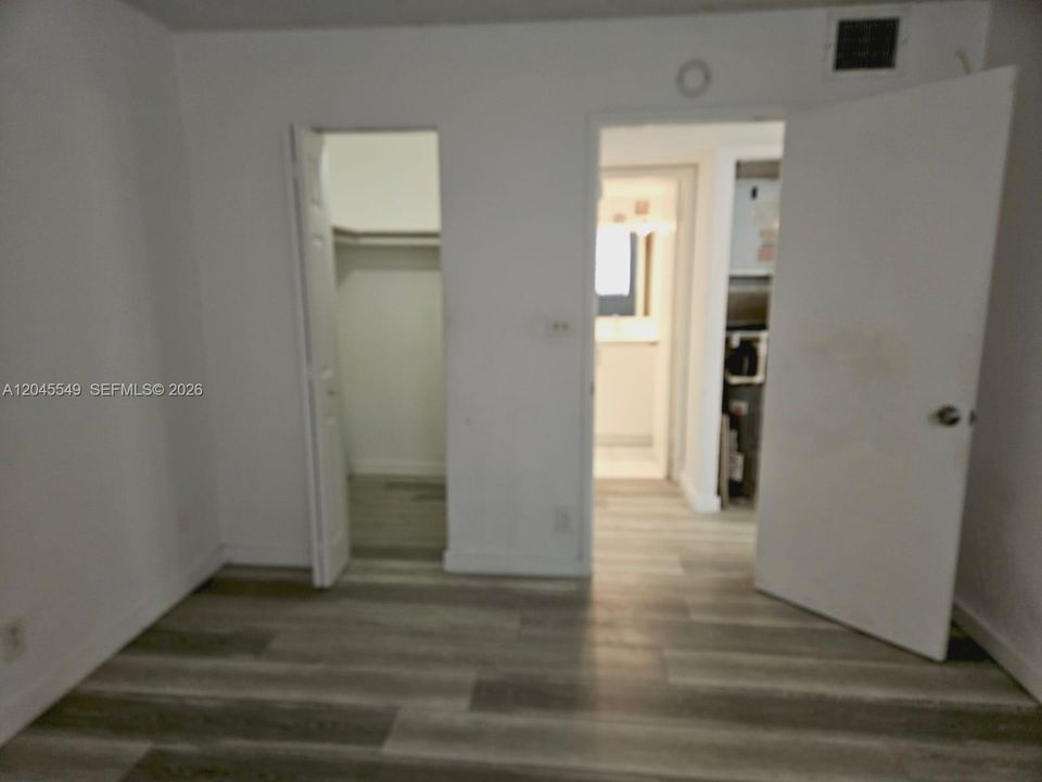 For Rent: $1,800 (1 beds, 1 baths, 605 Square Feet)