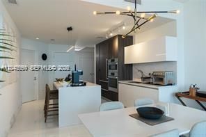В аренду: $5,000 (1 спален, 2 ванн, 1173 Квадратных фут)