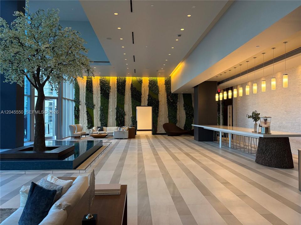 For Rent: $4,800 (1 beds, 2 baths, 1173 Square Feet)