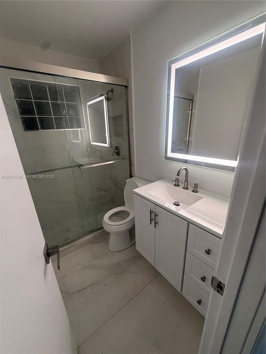 В аренду: $3,200 (3 спален, 2 ванн, 1377 Квадратных фут)