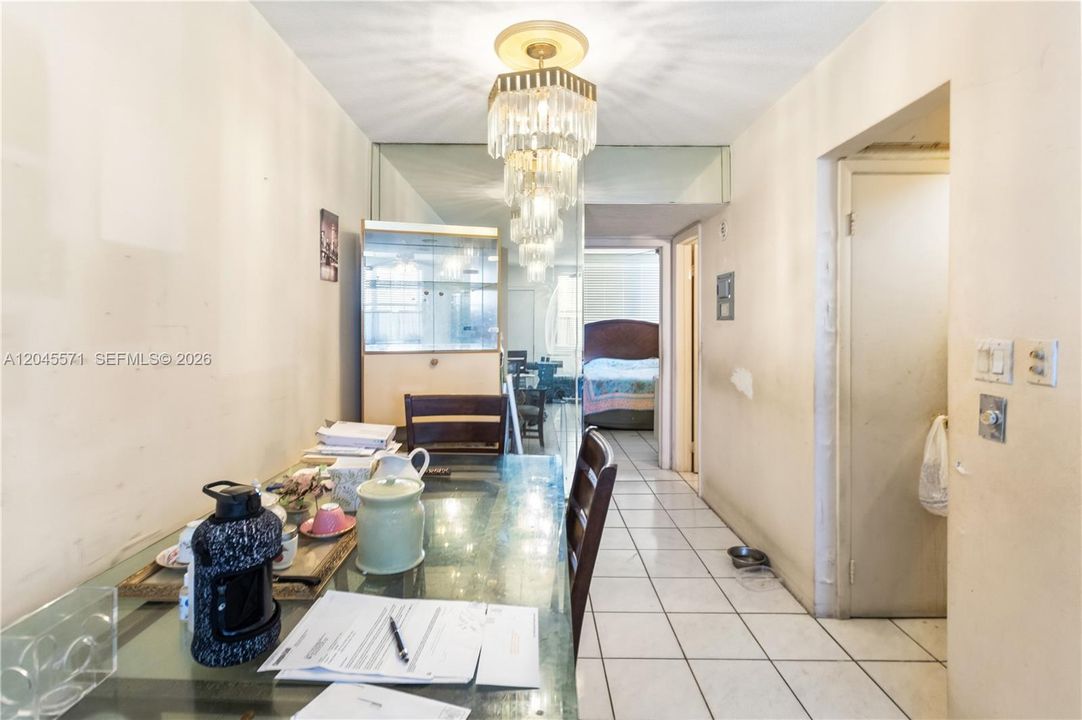На продажу: $159,000 (1 спален, 1 ванн, 695 Квадратных фут)