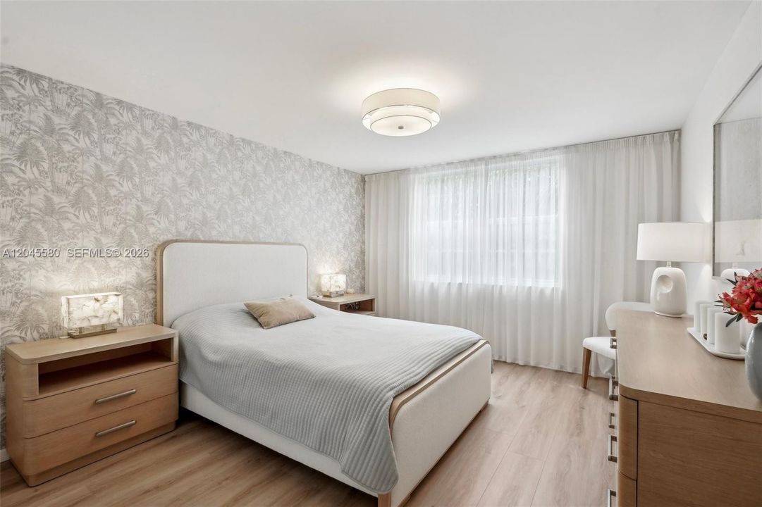 На продажу: $498,900 (2 спален, 2 ванн, 1180 Квадратных фут)