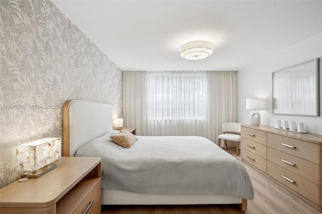 На продажу: $498,900 (2 спален, 2 ванн, 1180 Квадратных фут)