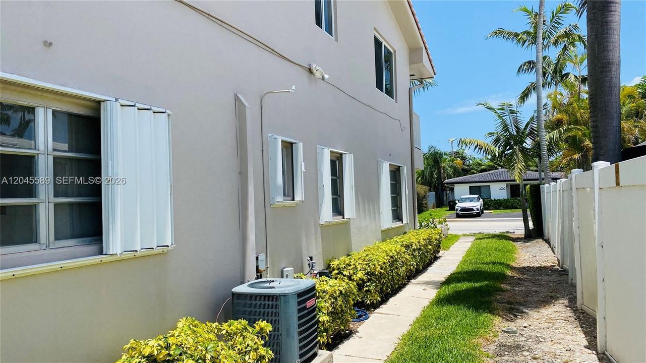 For Rent: $1,650 (1 beds, 1 baths, 686 Square Feet)