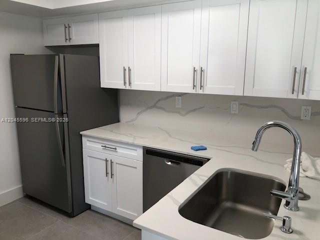 В аренду: $3,600 (3 спален, 2 ванн, 1656 Квадратных фут)