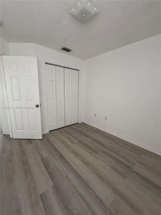 В аренду: $2,500 (3 спален, 2 ванн, 1220 Квадратных фут)