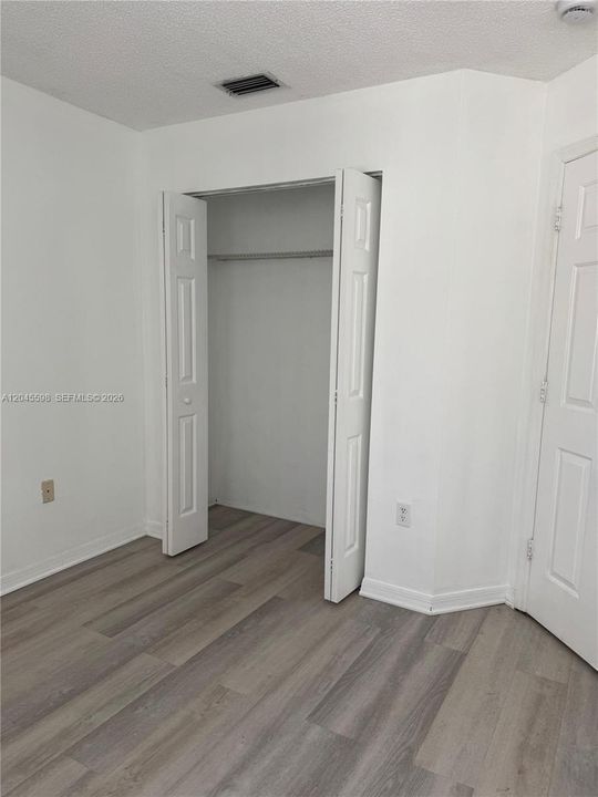 В аренду: $2,500 (3 спален, 2 ванн, 1220 Квадратных фут)