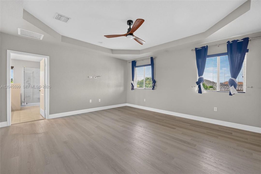 В аренду: $4,850 (5 спален, 3 ванн, 3116 Квадратных фут)