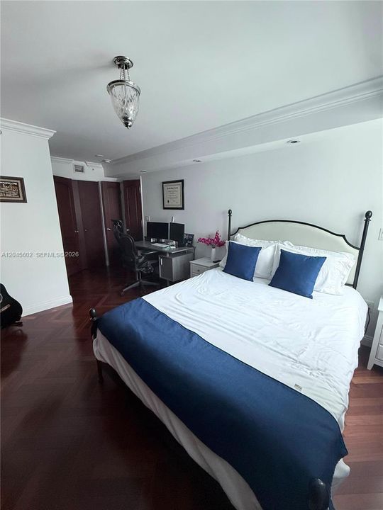 For Rent: $6,000 (2 beds, 2 baths, 1445 Square Feet)