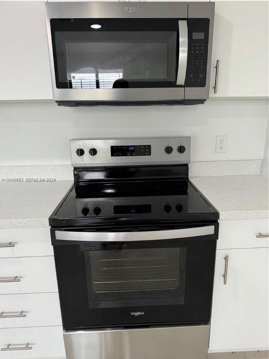 В аренду: $2,800 (4 спален, 3 ванн, 1398 Квадратных фут)