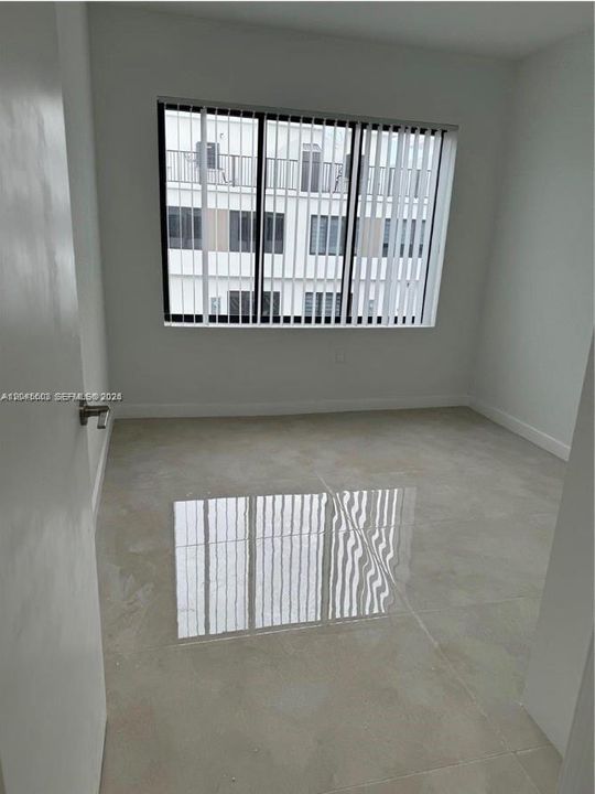 В аренду: $2,800 (4 спален, 3 ванн, 1398 Квадратных фут)