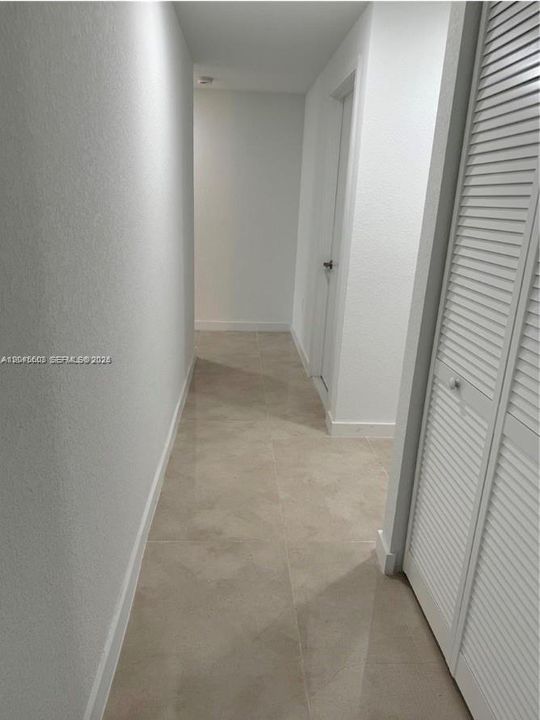 В аренду: $2,800 (4 спален, 3 ванн, 1398 Квадратных фут)