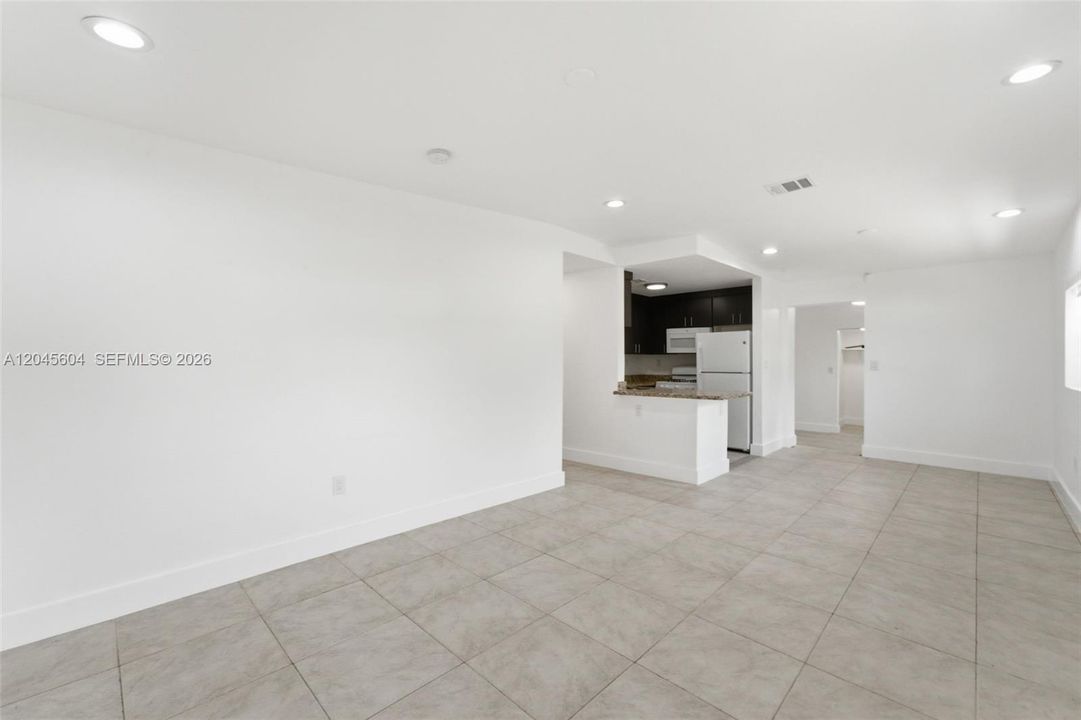 En Renta: $2,800 (3 camas, 1 baños, 1445 Pies cuadrados)