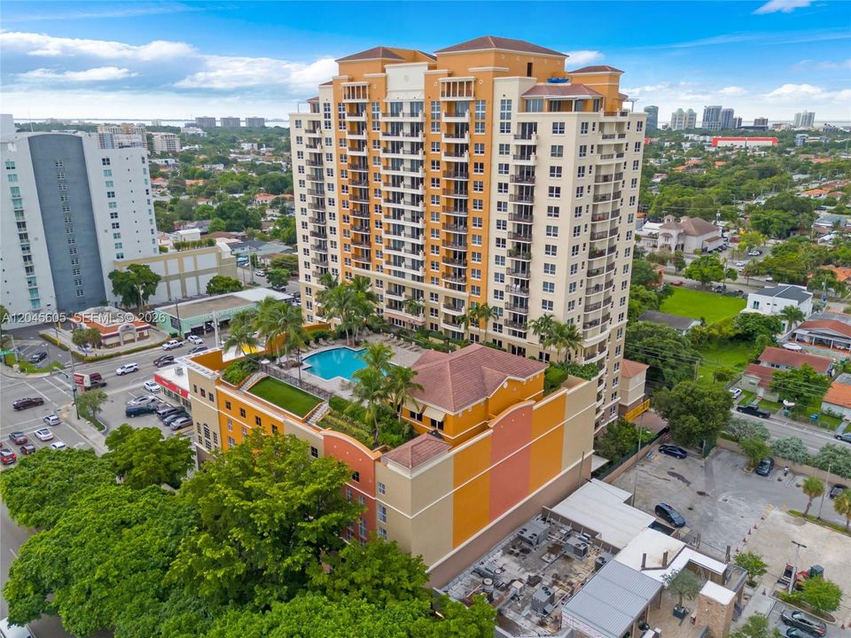 For Rent: $3,600 (2 beds, 2 baths, 1200 Square Feet)