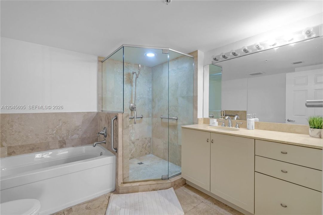 For Rent: $3,600 (2 beds, 2 baths, 1200 Square Feet)