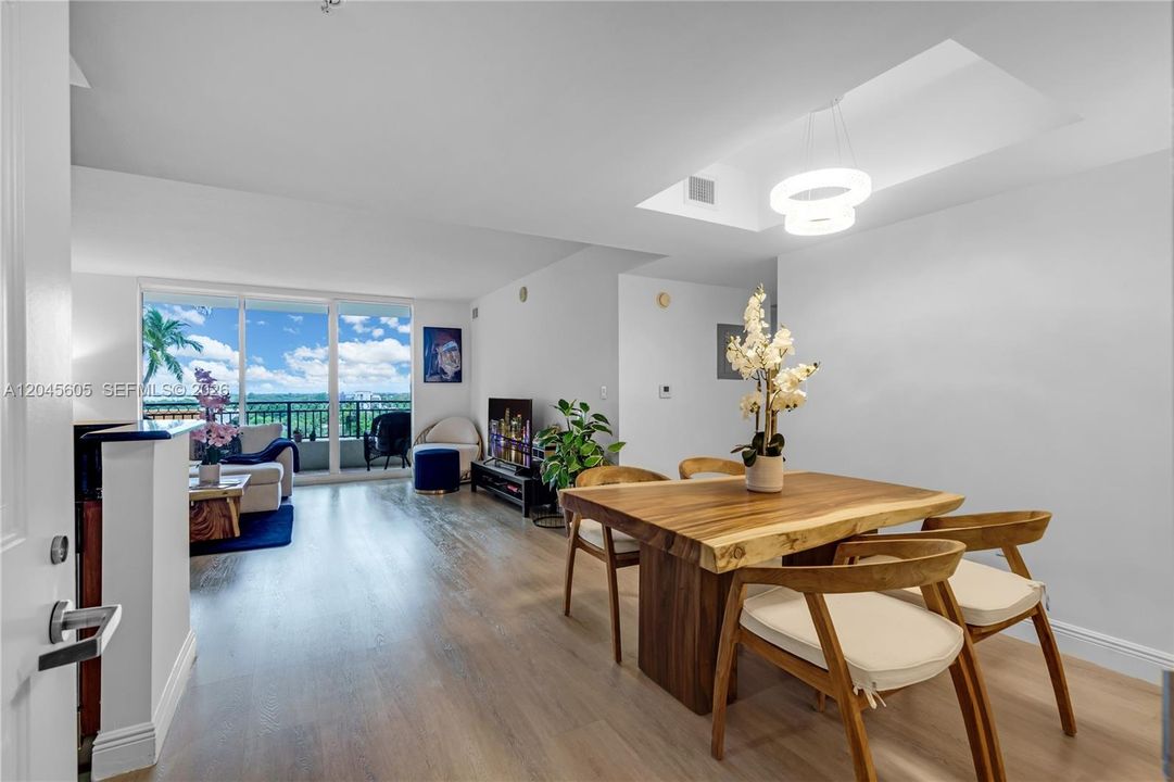 For Rent: $3,600 (2 beds, 2 baths, 1200 Square Feet)