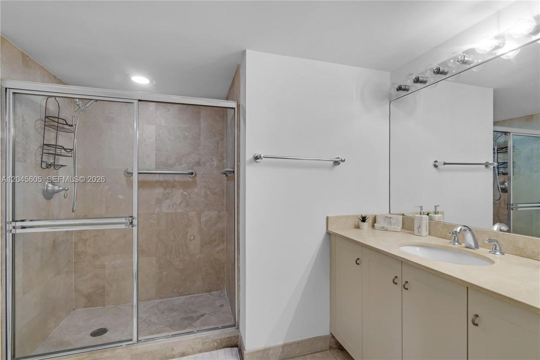 For Rent: $3,600 (2 beds, 2 baths, 1200 Square Feet)