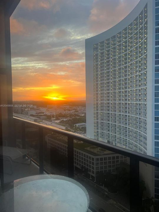 For Rent: $5,500 (3 beds, 3 baths, 1674 Square Feet)