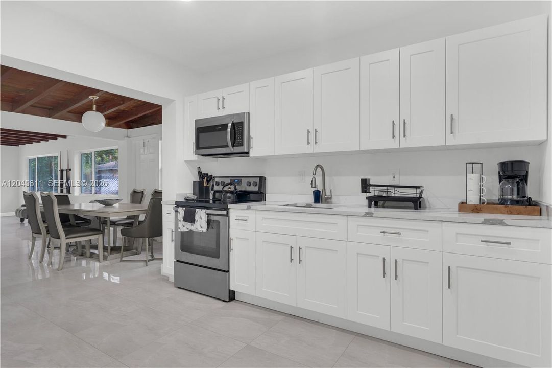 Active With Contract: $799,000 (4 beds, 3 baths, 2131 Square Feet)