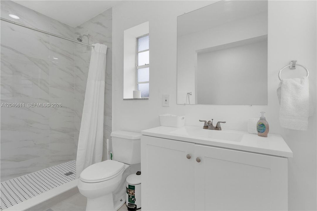 Active With Contract: $799,000 (4 beds, 3 baths, 2131 Square Feet)