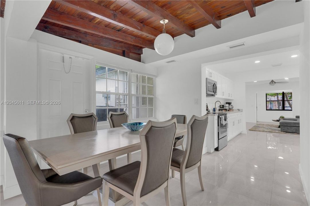 Active With Contract: $799,000 (4 beds, 3 baths, 2131 Square Feet)
