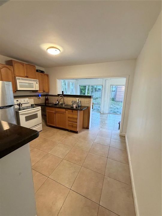 En Venta: $299,900 (2 camas, 1 baños, 958 Pies cuadrados)
