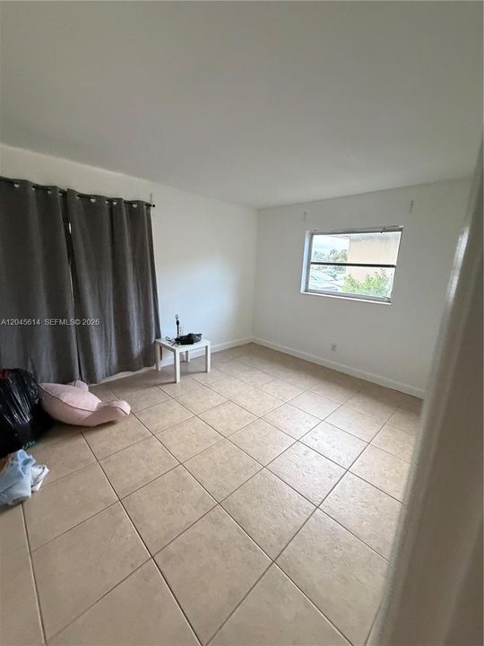 En Venta: $299,900 (2 camas, 1 baños, 958 Pies cuadrados)