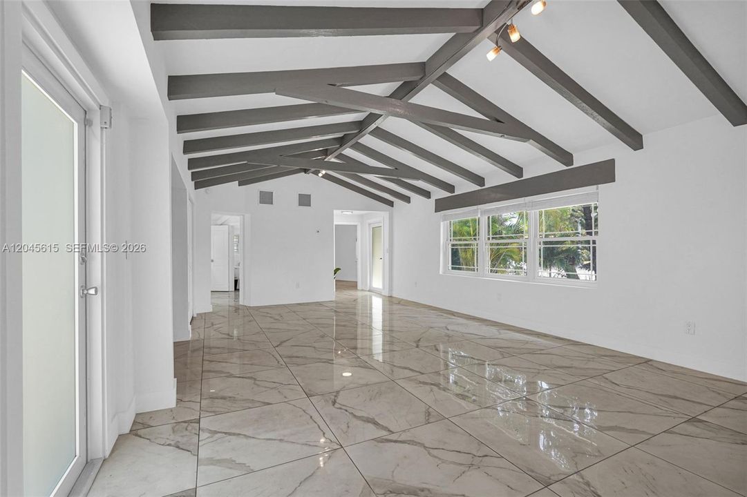 На продажу: $1,179,000 (3 спален, 2 ванн, 1041 Квадратных фут)