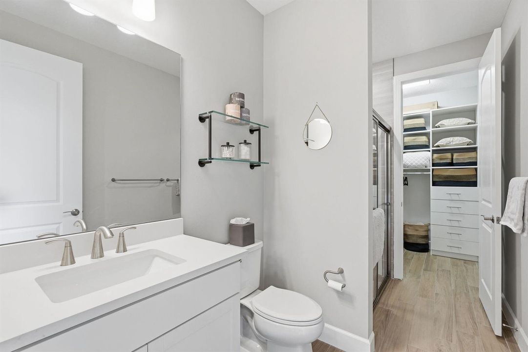 13-web-or-mls-208_Sonoma_Isles_Circle_01