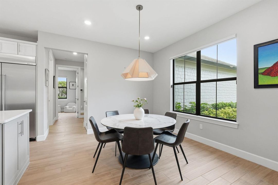29-web-or-mls-208_Sonoma_Isles_Circle_02