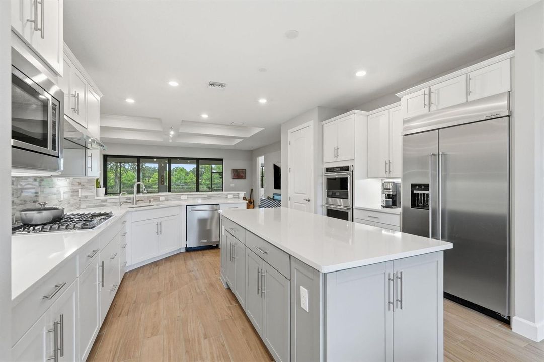 36-web-or-mls-208_Sonoma_Isles_Circle_03