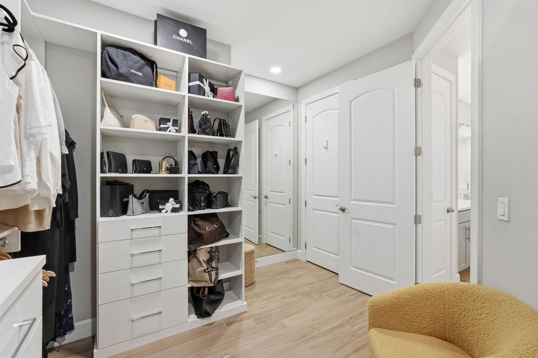 8-web-or-mls-208_Sonoma_Isles_Circle_008