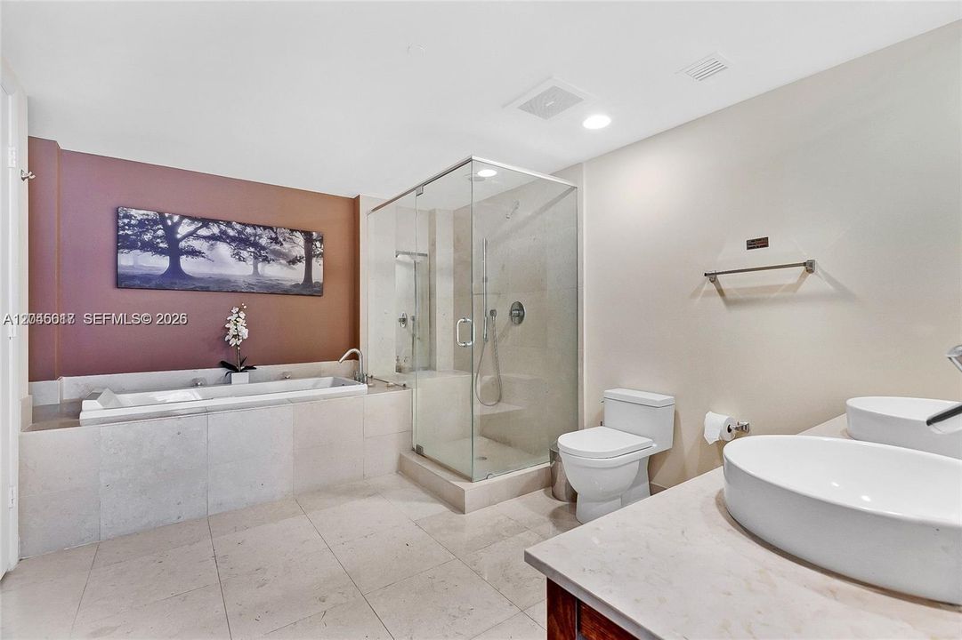 В аренду: $6,500 (2 спален, 2 ванн, 1386 Квадратных фут)