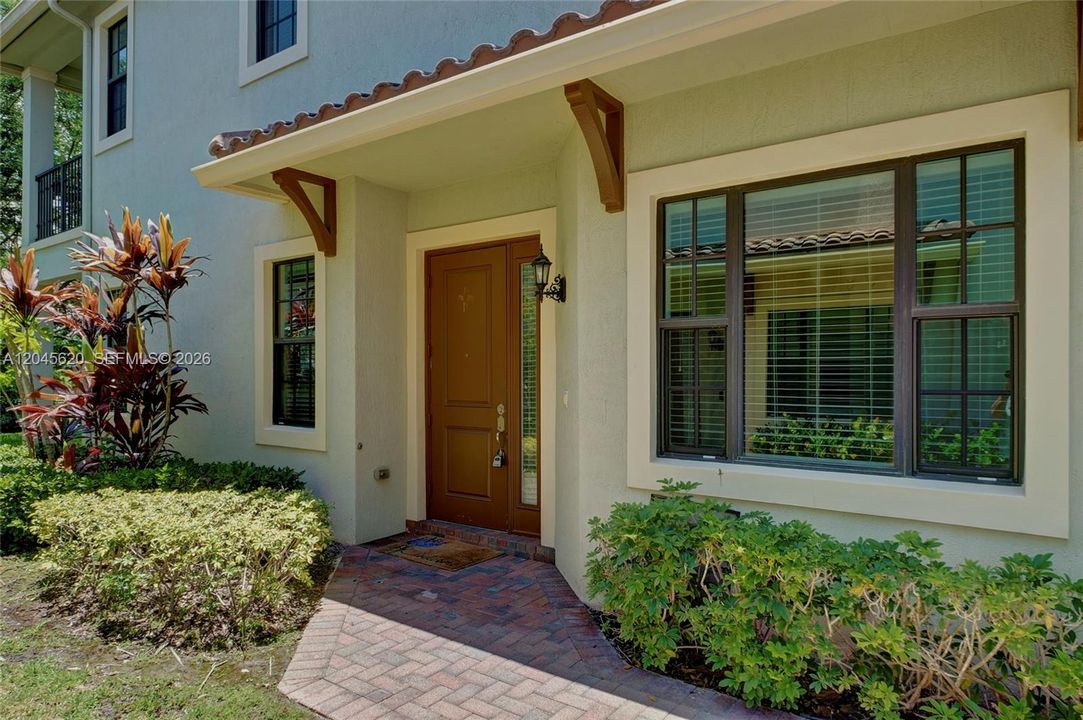 For Rent: $4,900 (3 beds, 2 baths, 2196 Square Feet)