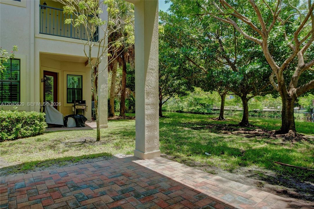 For Rent: $4,900 (3 beds, 2 baths, 2196 Square Feet)