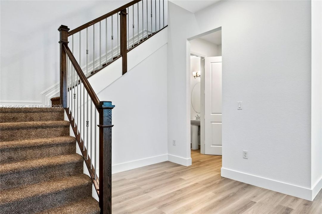 For Rent: $4,900 (3 beds, 2 baths, 2196 Square Feet)