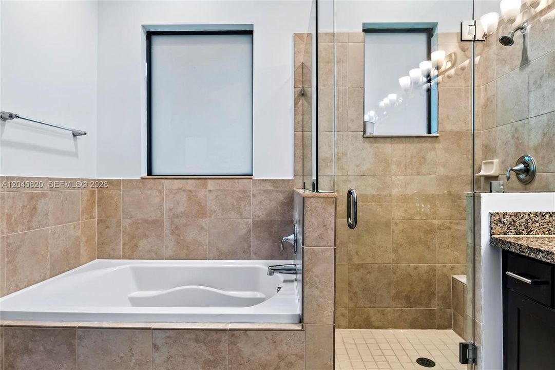 For Rent: $4,900 (3 beds, 2 baths, 2196 Square Feet)