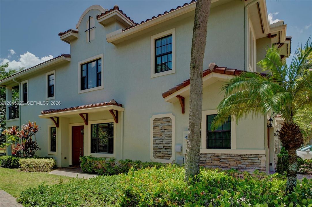 For Rent: $4,900 (3 beds, 2 baths, 2196 Square Feet)