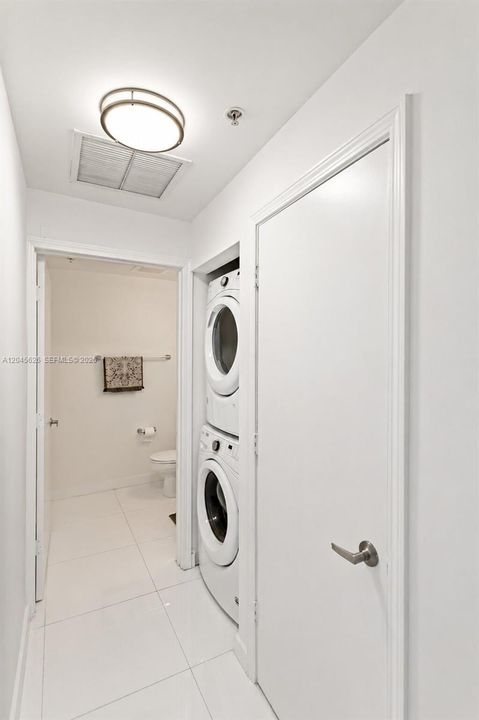 В аренду: $3,500 (1 спален, 1 ванн, 773 Квадратных фут)