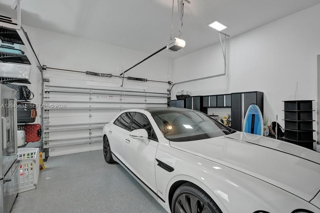 В аренду: $17,500 (5 спален, 4 ванн, 3156 Квадратных фут)