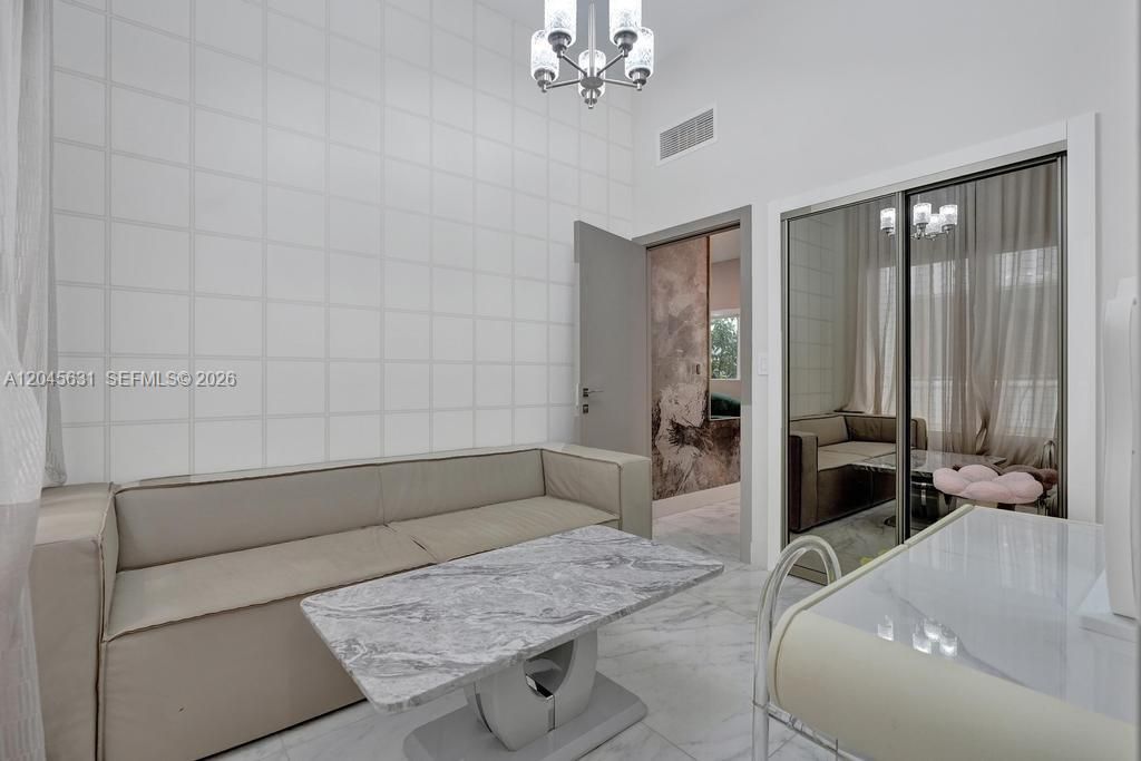 В аренду: $17,500 (5 спален, 4 ванн, 3156 Квадратных фут)