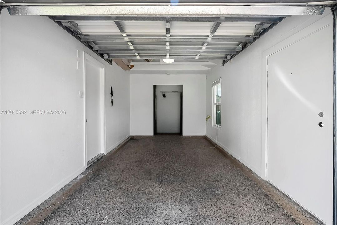 En Renta: $3,950 (3 camas, 2 baños, 1103 Pies cuadrados)