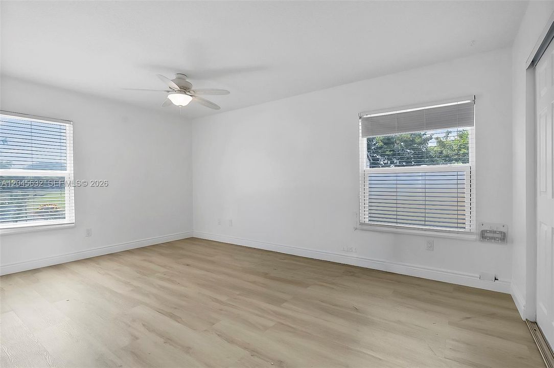 En Renta: $3,950 (3 camas, 2 baños, 1103 Pies cuadrados)
