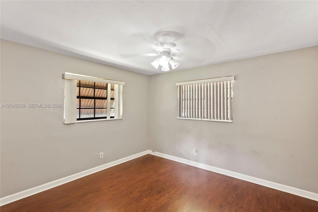 В аренду: $3,250 (2 спален, 2 ванн, 1551 Квадратных фут)