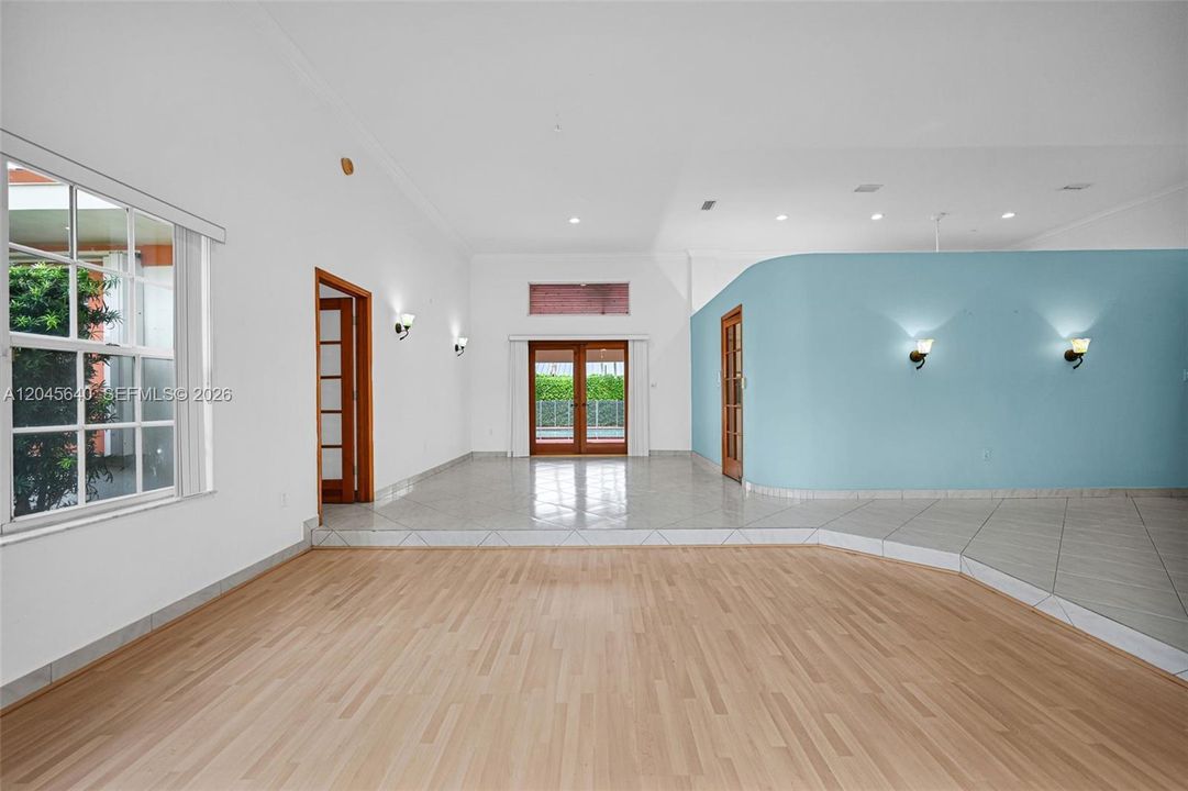На продажу: $1,299,000 (4 спален, 3 ванн, 2816 Квадратных фут)