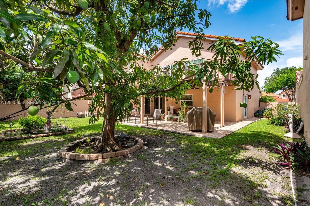 На продажу: $610,000 (2 спален, 2 ванн, 1660 Квадратных фут)