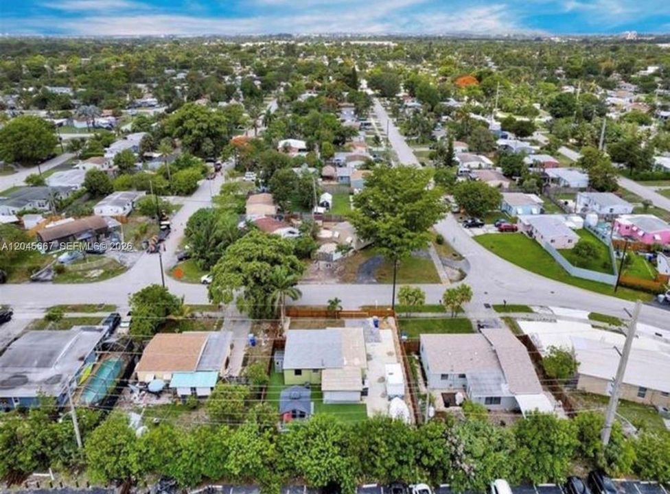 В аренду: $3,150 (3 спален, 2 ванн, 840 Квадратных фут)