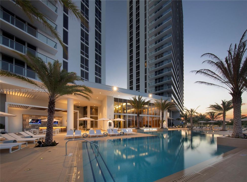For Rent: $6,500 (3 beds, 3 baths, 1556 Square Feet)